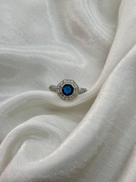 Nova stone ring