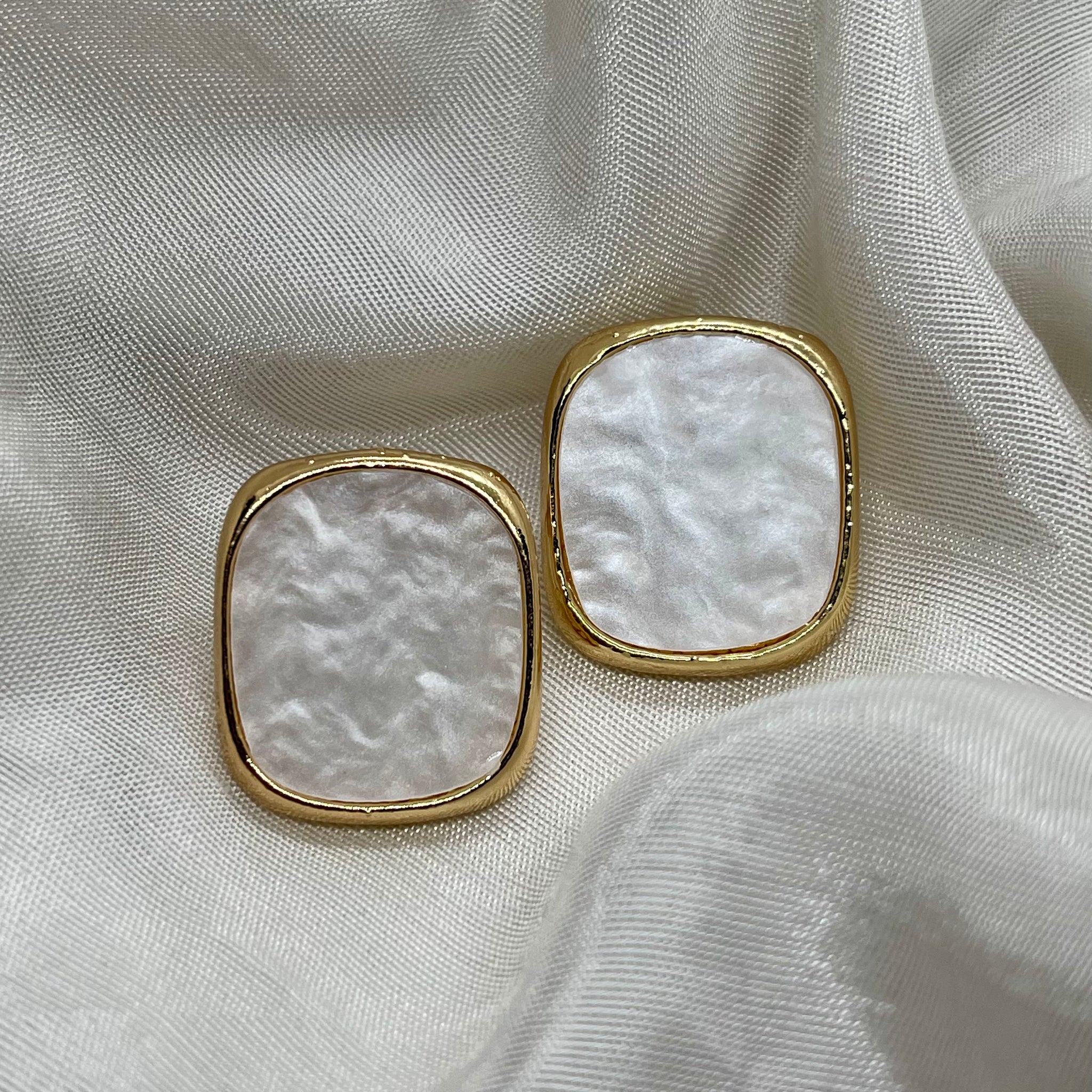 Luxe Earstuds