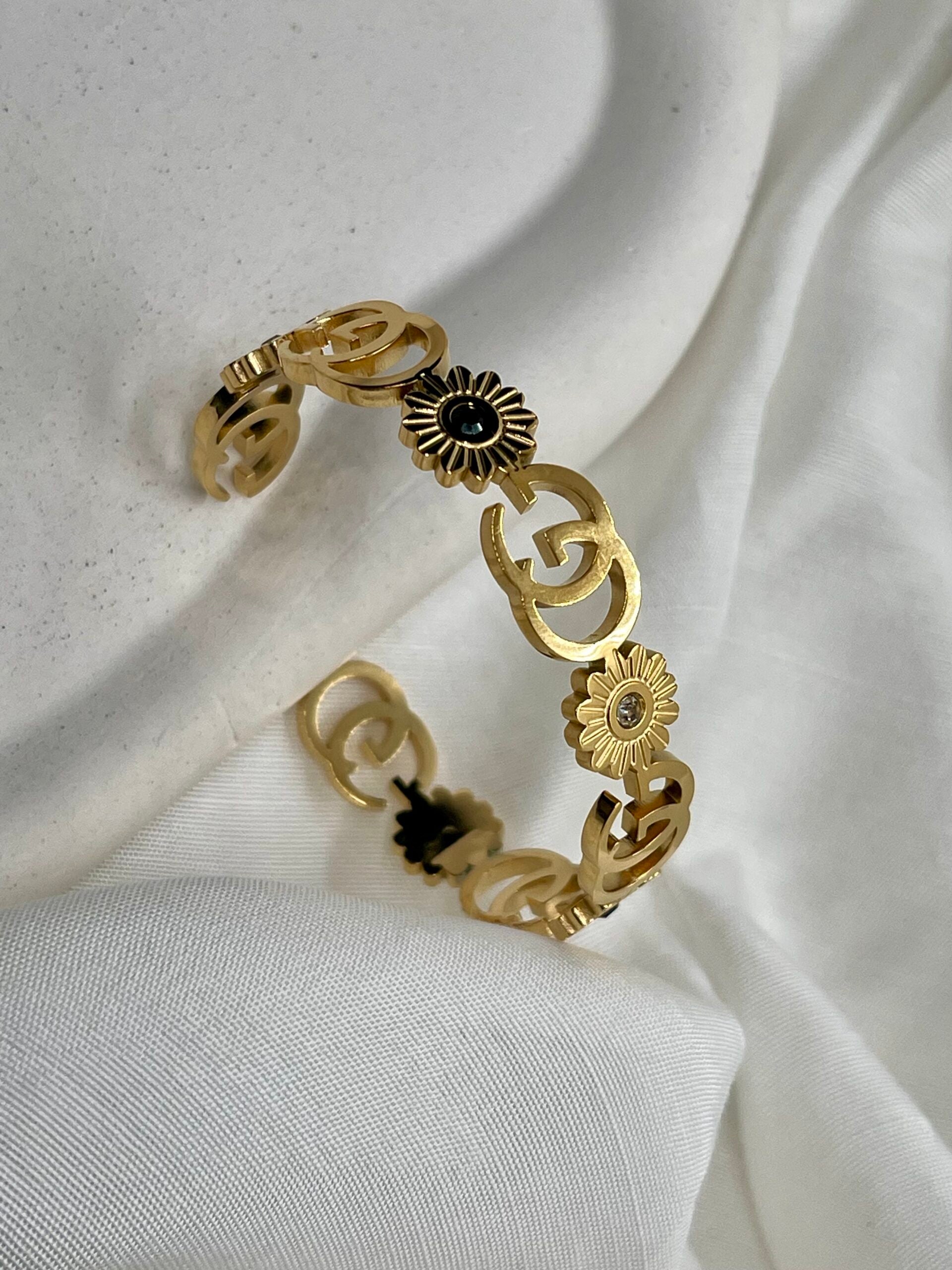 Coral Classica Bangle